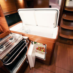 Cuisine du voilier Dufour 405 Grand Large