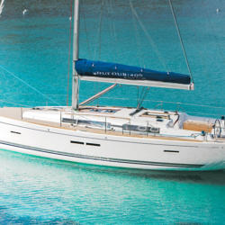 Voilier Dufour 405 Grand Large, vue de coté